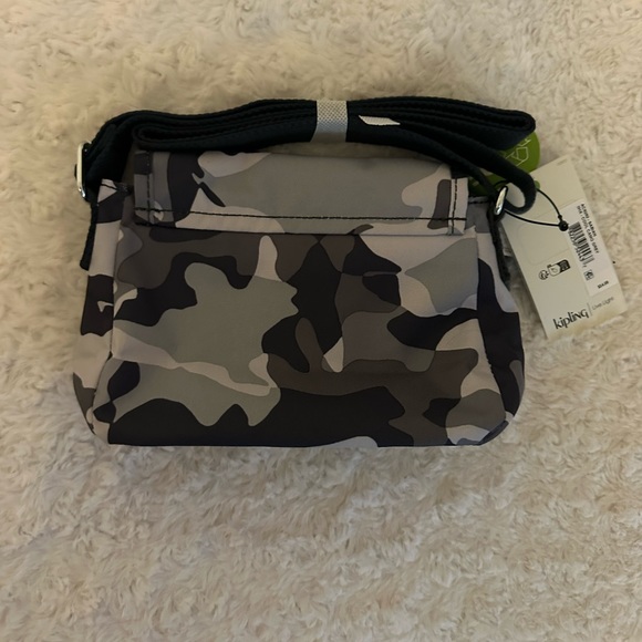 Kipling Sabian Bag in Cool Camo - Picture 3 of 6